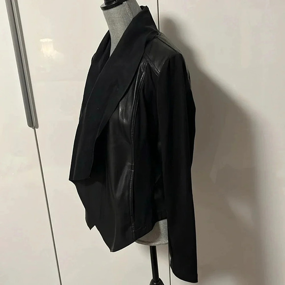 Drape Front Faux Leather Open Jacket Pockets, Size M - Picture 4 of 13